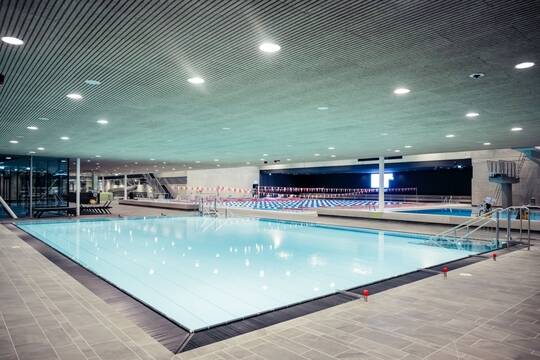 Kombiniertes Lehrschwimmbecken Hallenbad
